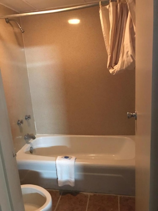 Express Inn image 13