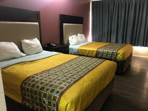 Express Inn image 15