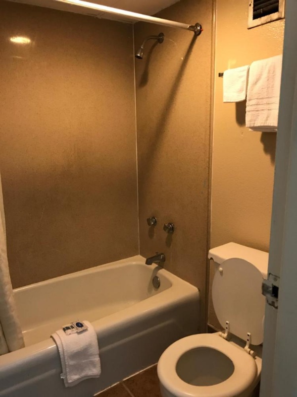 Express Inn image 18