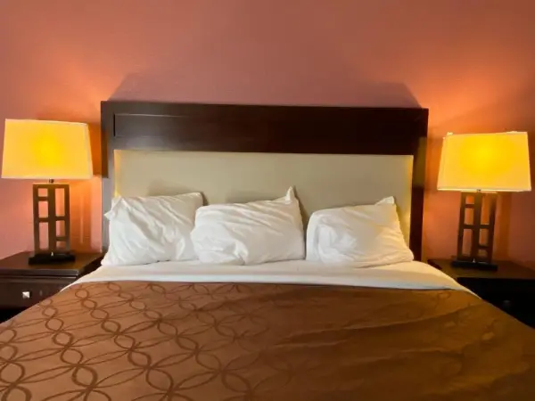 Express Inn 9